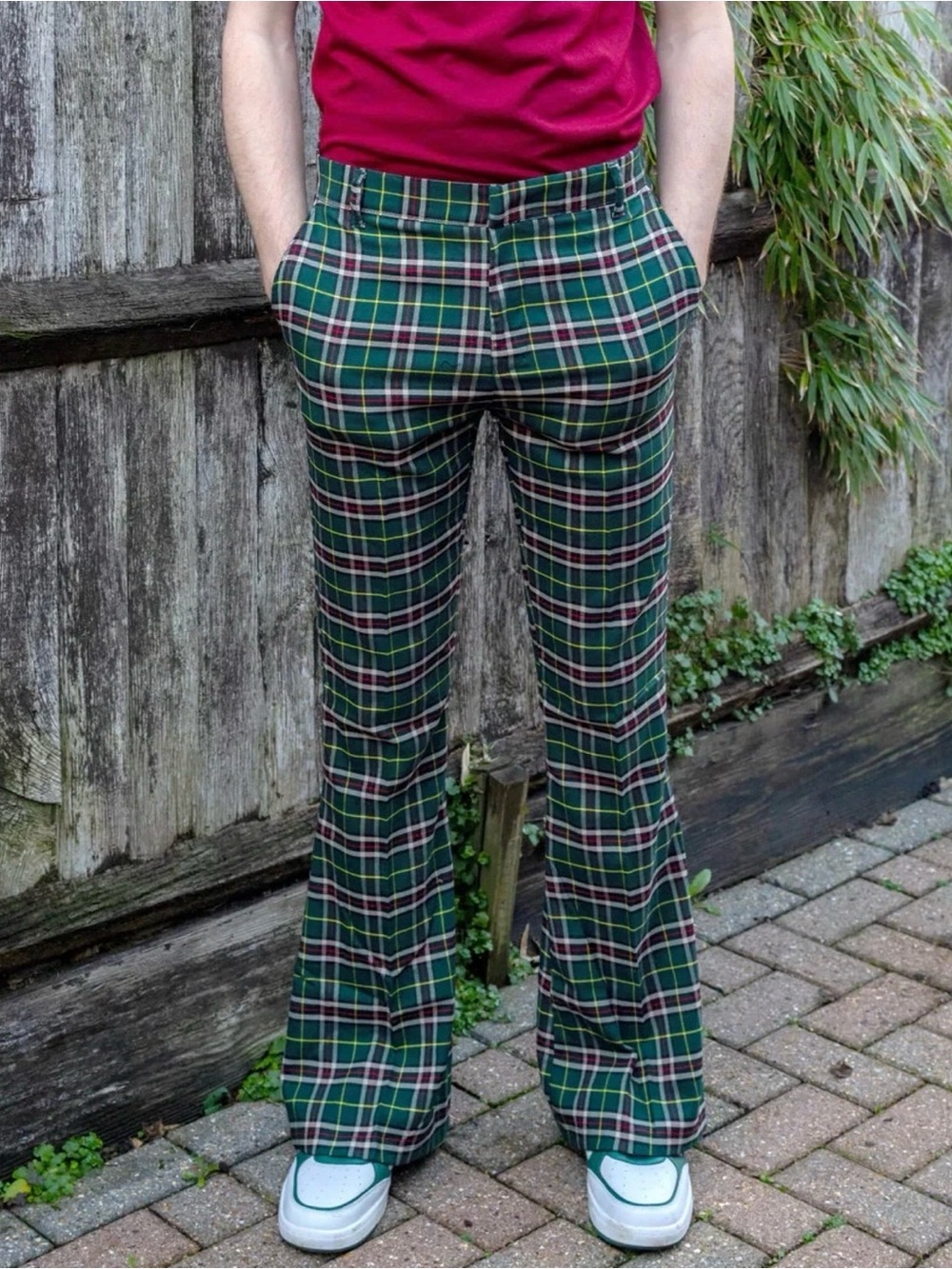 Run & Fly 70's style green tartan plaid bell bottom trousers 38 L‎